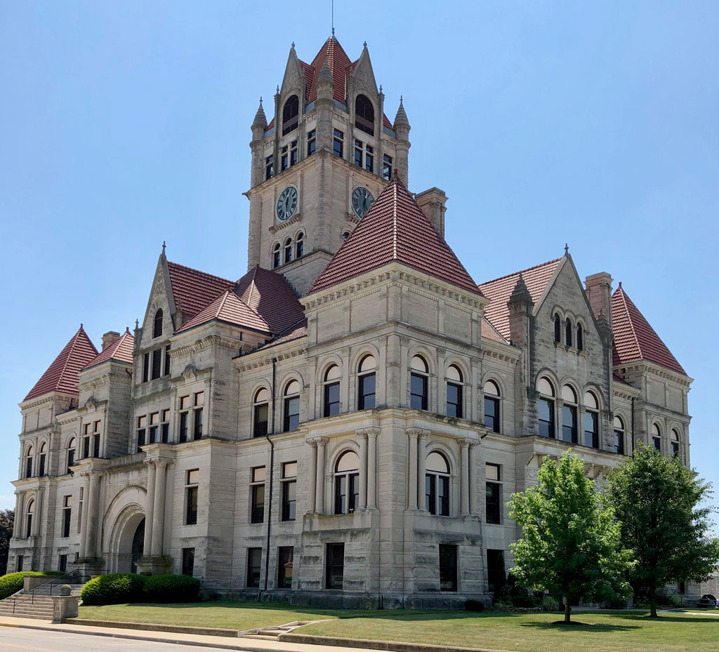 12-01-b--rush_county_courthouse,_rushville,_in_48483580986.jpg